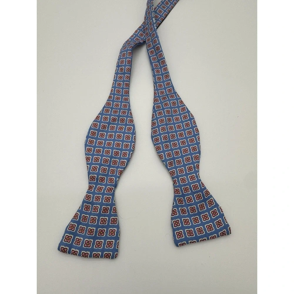 Land's End Liberty Merchants Bow Tie Blue Pink Floral Self Tie Adjustable Silk